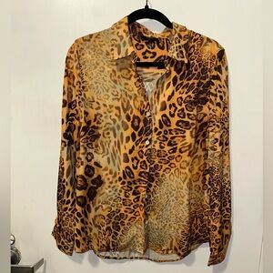 ‼️SALE‼️ Tahari Animal Print Button Down Shirt